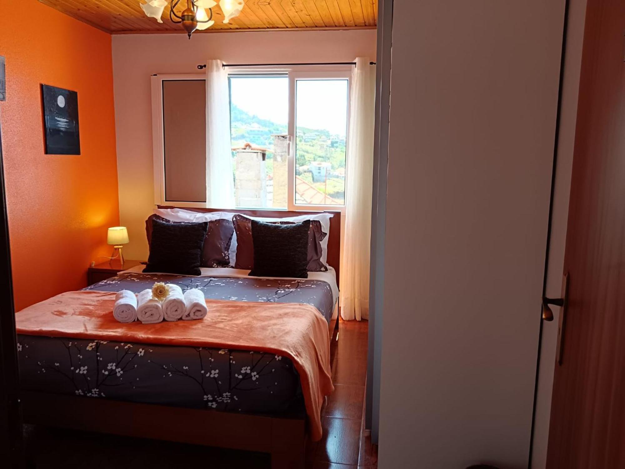 Casa Central - Peceful Mountain Retreat In Calheta Ribeira do Raposo Exterior photo